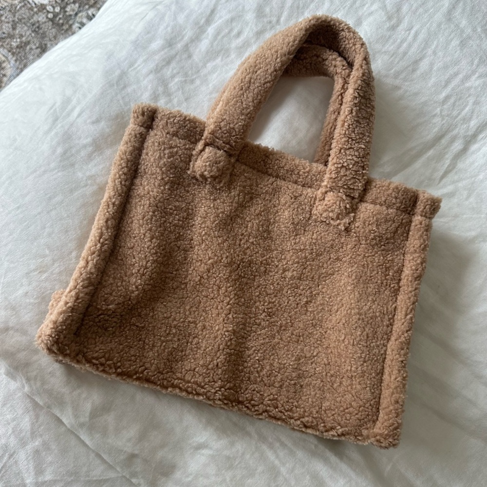 Velvet By Graham & Spencer Small Cozy Faux Shearling Bag - Picture 2 of 6